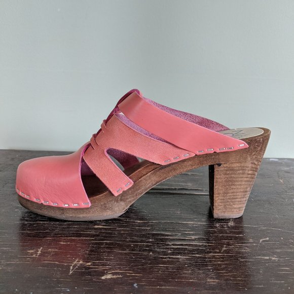 Coral Pink Maguba Leather and Wood Clogs - Picture 8 of 10